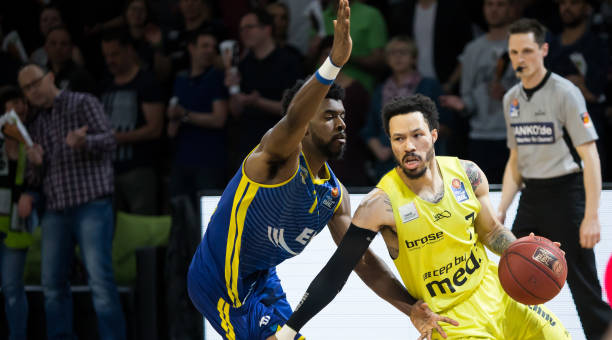 甚至落后的 甚至落后的